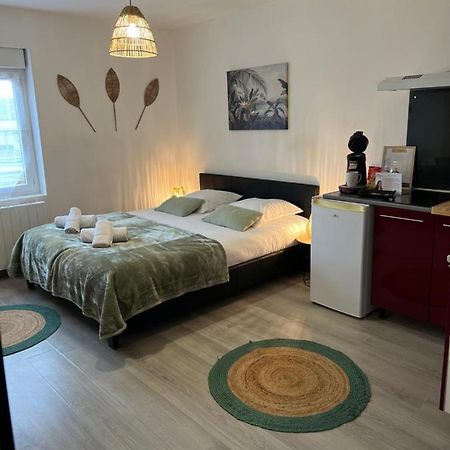 L'Auberge De La Gare, Appartements Tout Confort, Proches Gare Yzeure Buitenkant foto